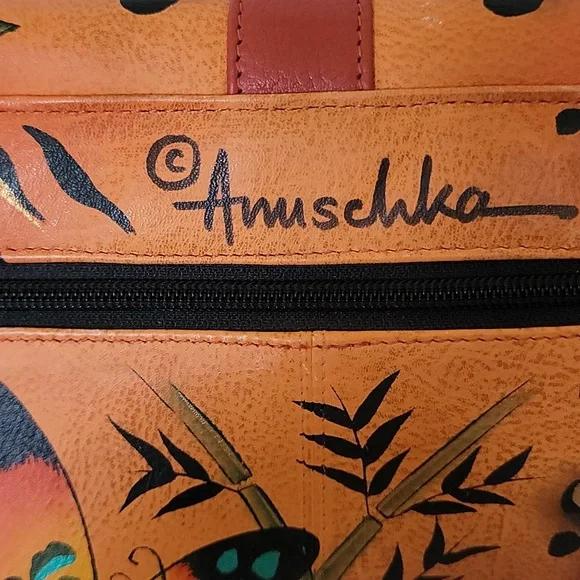 Anuschka hand painted leather medium flap messenger - Picture 5 of 16